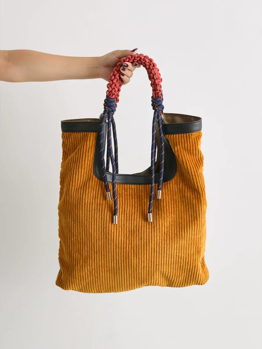 Molvena Softhaul Tote